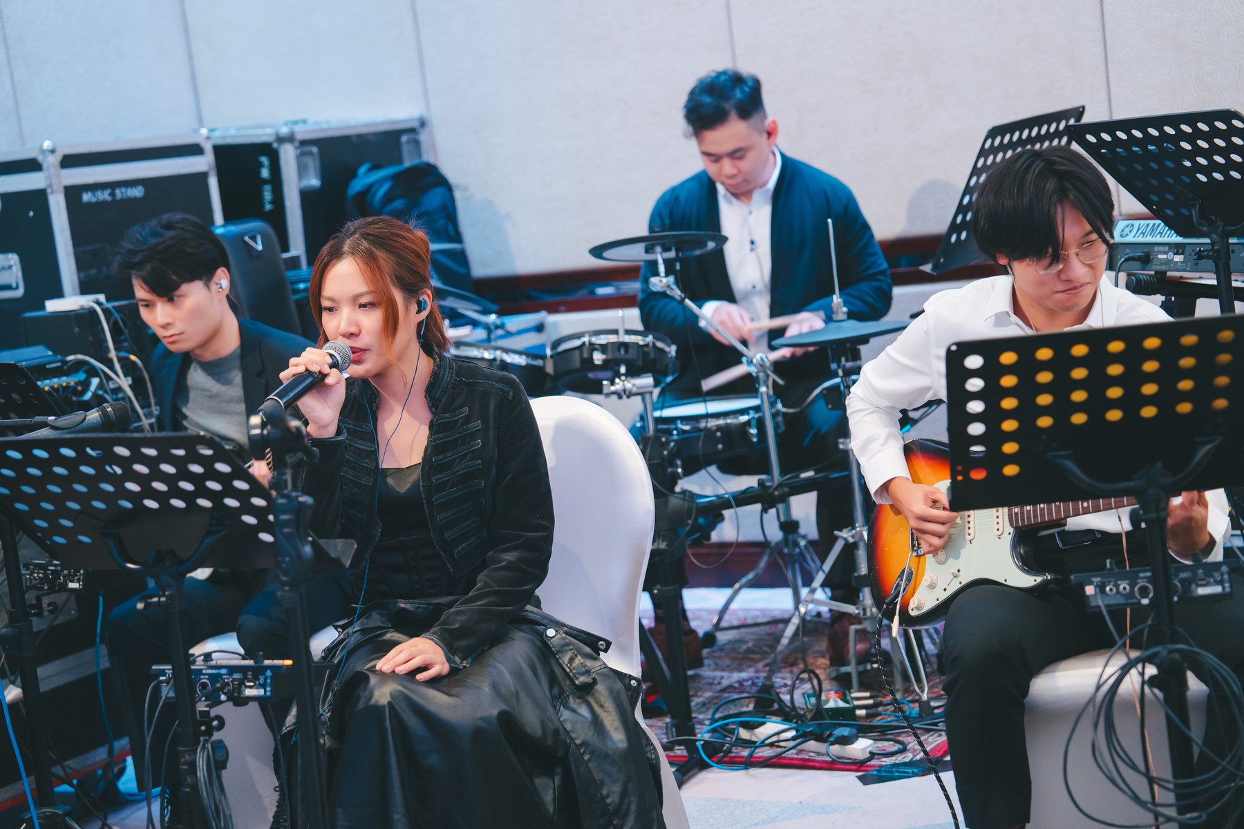 Ivy and Oscar Wedding Gig Performance